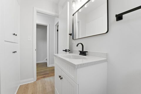 Tiny photo for 686 French Drive, Columbus, OH 43228 (MLS # 225046177)