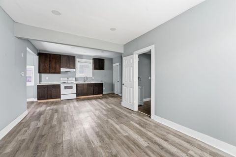 Tiny photo for 346 S Wheatland Avenue, Columbus, OH 43204 (MLS # 225044724)