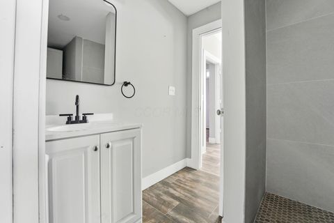 Tiny photo for 346 S Wheatland Avenue, Columbus, OH 43204 (MLS # 225044724)