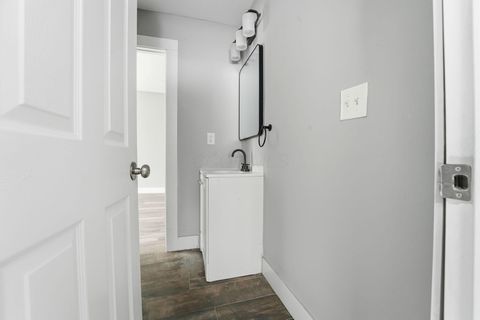 Tiny photo for 346 S Wheatland Avenue, Columbus, OH 43204 (MLS # 225044724)