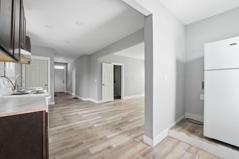 Tiny photo for 346 S Wheatland Avenue, Columbus, OH 43204 (MLS # 225044724)