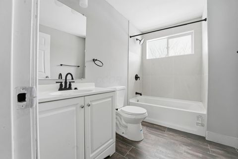 Tiny photo for 346 S Wheatland Avenue, Columbus, OH 43204 (MLS # 225044724)