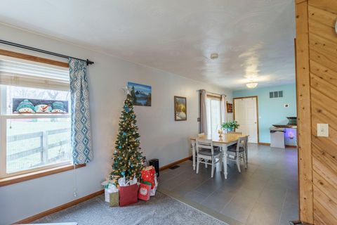 Tiny photo for 139 Rolfe Drive, Sabina, OH 45169 (MLS # 225045533)