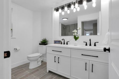 Tiny photo for 41 E Columbus Street, Thornville, OH 43076 (MLS # 226004372)