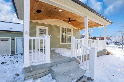 Tiny photo for 41 E Columbus Street, Thornville, OH 43076 (MLS # 226004372)