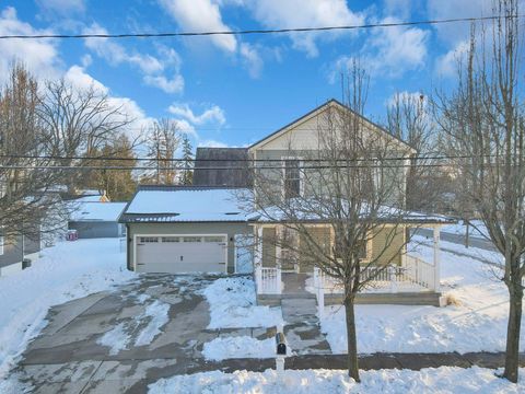 Tiny photo for 41 E Columbus Street, Thornville, OH 43076 (MLS # 226004372)