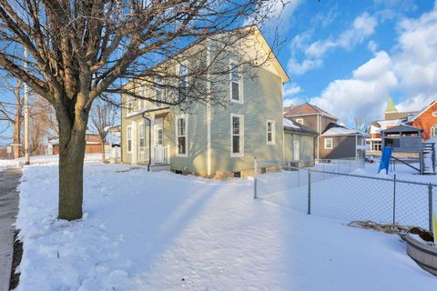 Tiny photo for 41 E Columbus Street, Thornville, OH 43076 (MLS # 226004372)
