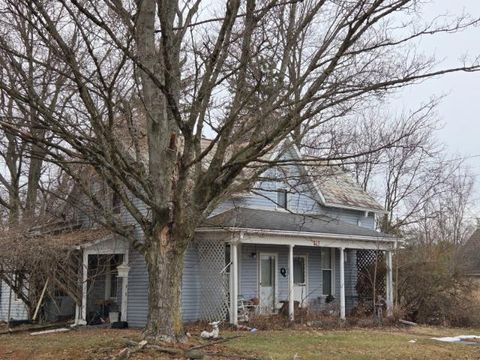 Homes For Sale - 317 N Main Street<br/> Pleasantville, OH 43148