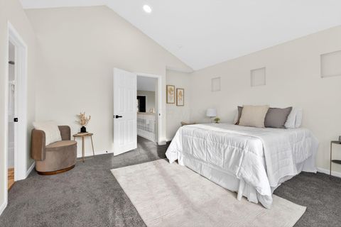 Tiny photo for 5136 Maple Valley Drive, Columbus, OH 43228 (MLS # 225046224)