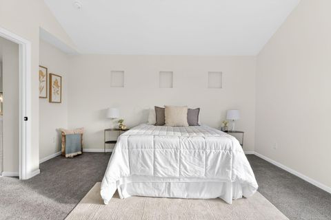 Tiny photo for 5136 Maple Valley Drive, Columbus, OH 43228 (MLS # 225046224)