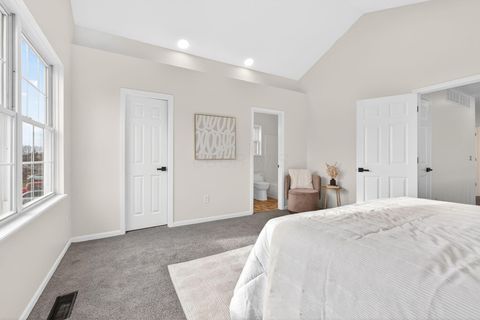 Tiny photo for 5136 Maple Valley Drive, Columbus, OH 43228 (MLS # 225046224)