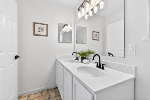 Tiny photo for 5136 Maple Valley Drive, Columbus, OH 43228 (MLS # 225046224)