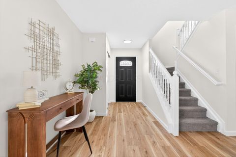 Tiny photo for 5136 Maple Valley Drive, Columbus, OH 43228 (MLS # 225046224)