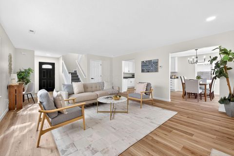 Tiny photo for 5136 Maple Valley Drive, Columbus, OH 43228 (MLS # 225046224)