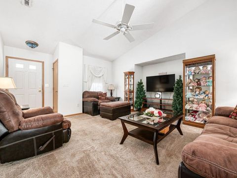 Tiny photo for 5507 Poolbeg Street 260 #260, Canal Winchester, OH 43110 (MLS # 225044731)