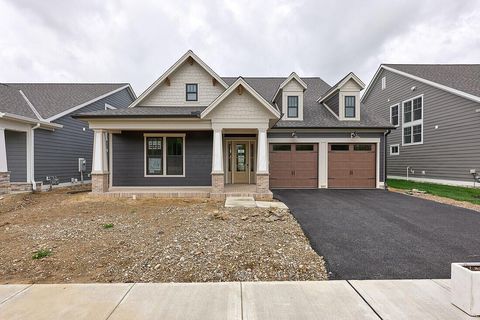 Photo of 7505 Steeplechase Lane, New Albany, OH 43054 (MLS # 226014128)