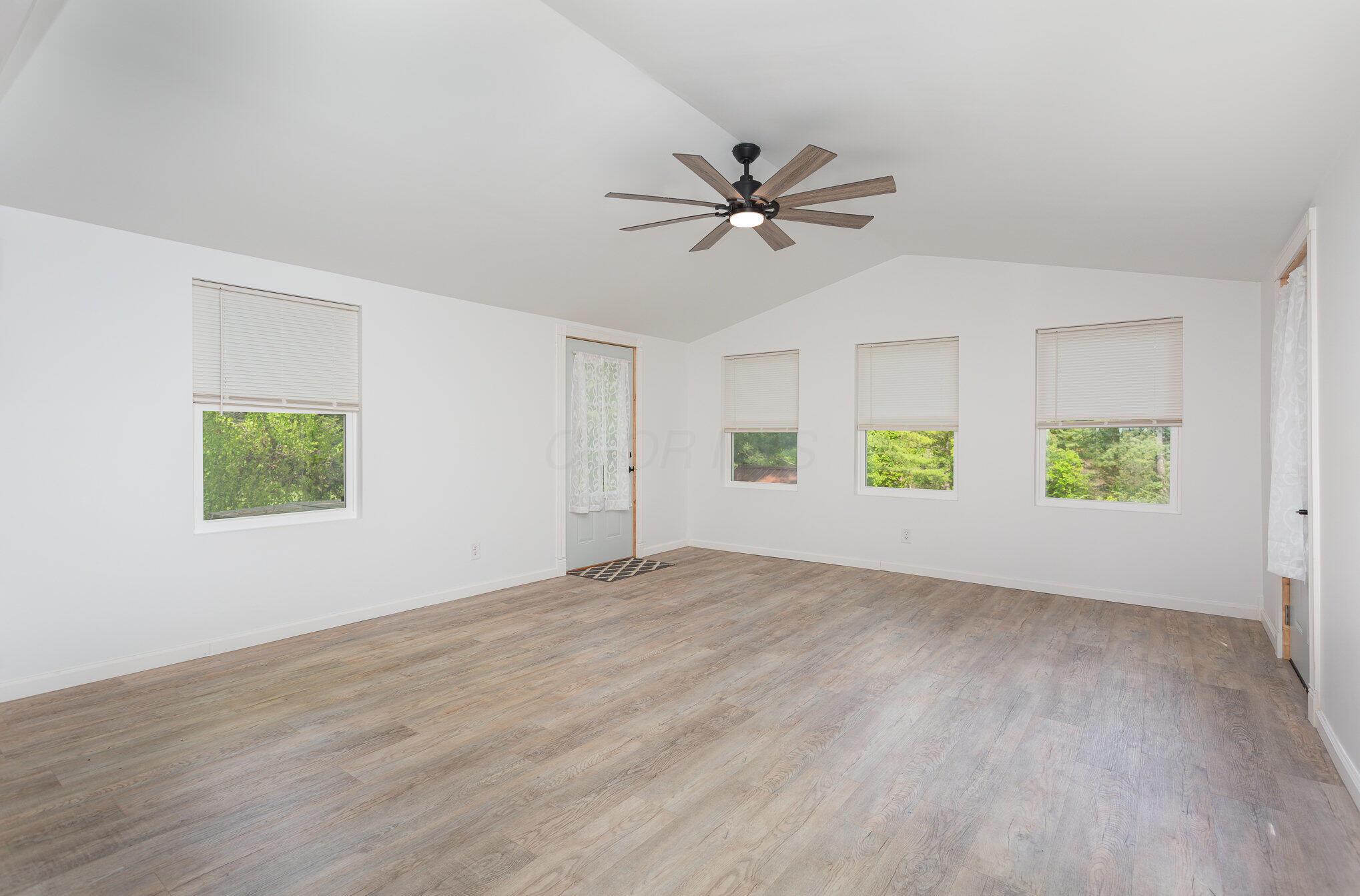 26976 Jackson Road, Circleville, Ohio image 23