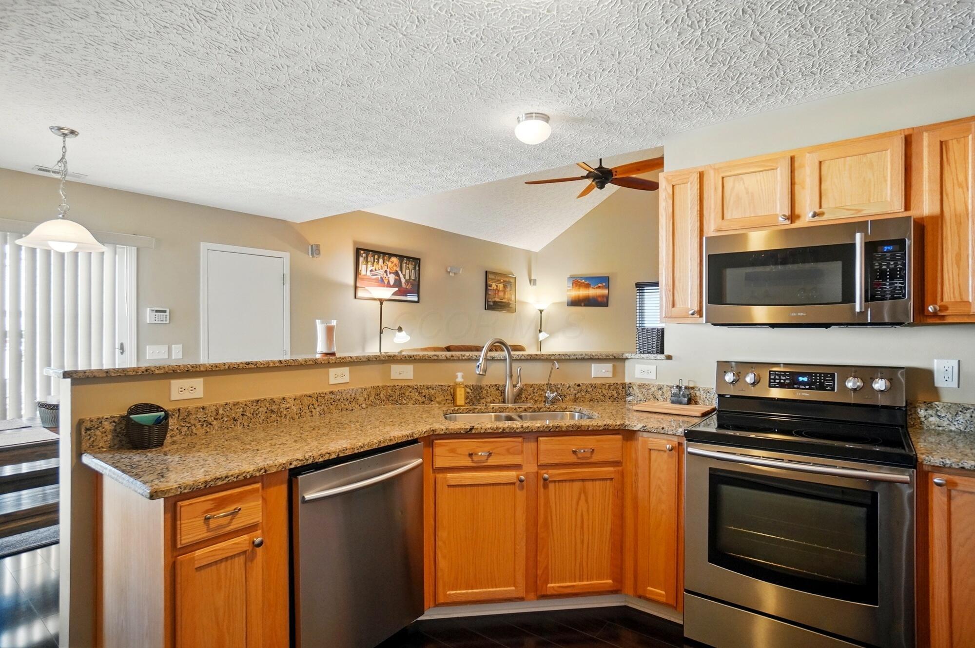 5990 Canyon Creek Drive, Dublin, Ohio image 13