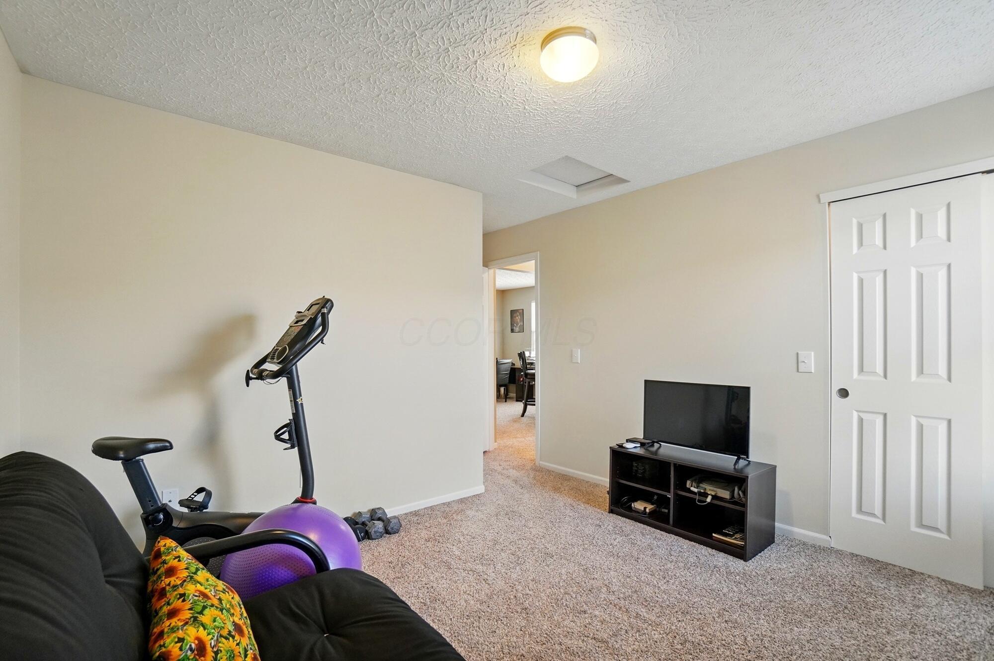 5990 Canyon Creek Drive, Dublin, Ohio image 33