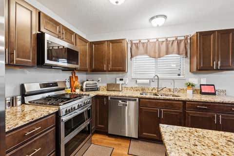 Tiny photo for 7481 Winding Path Court, Canal Winchester, OH 43110 (MLS # 226030794)