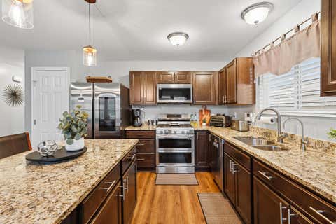 Tiny photo for 7481 Winding Path Court, Canal Winchester, OH 43110 (MLS # 226030794)