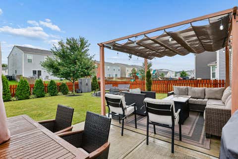 Tiny photo for 7481 Winding Path Court, Canal Winchester, OH 43110 (MLS # 226030794)