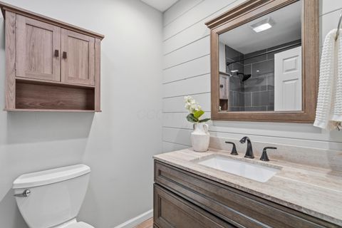 Tiny photo for 2390 Zollinger Road, Upper Arlington, OH 43221 (MLS # 226007330)