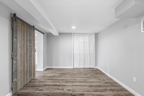 Tiny photo for 2390 Zollinger Road, Upper Arlington, OH 43221 (MLS # 226007330)