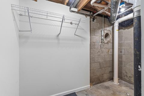 Tiny photo for 2390 Zollinger Road, Upper Arlington, OH 43221 (MLS # 226007330)