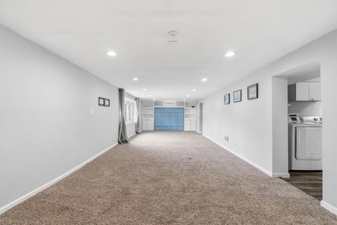 Tiny photo for 2390 Zollinger Road, Upper Arlington, OH 43221 (MLS # 226007330)