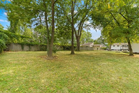Tiny photo for 2390 Zollinger Road, Upper Arlington, OH 43221 (MLS # 226007330)