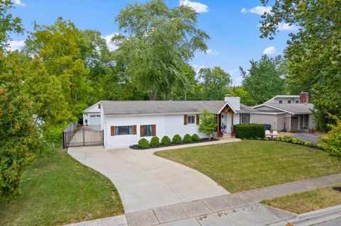 Tiny photo for 2390 Zollinger Road, Upper Arlington, OH 43221 (MLS # 226007330)