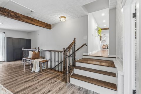 Tiny photo for 2390 Zollinger Road, Upper Arlington, OH 43221 (MLS # 226007330)