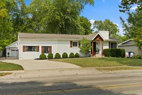 Tiny photo for 2390 Zollinger Road, Upper Arlington, OH 43221 (MLS # 226007330)