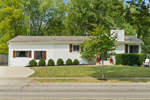 Tiny photo for 2390 Zollinger Road, Upper Arlington, OH 43221 (MLS # 226007330)