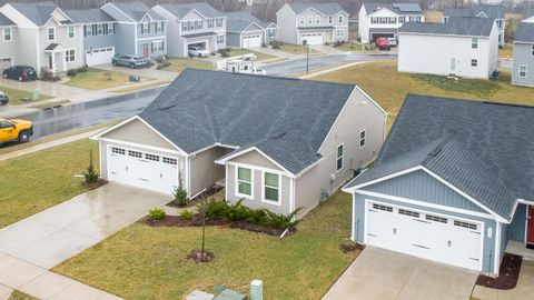 Tiny photo for 195 Skyway Drive, Springfield, OH 45505 (MLS # 226002799)