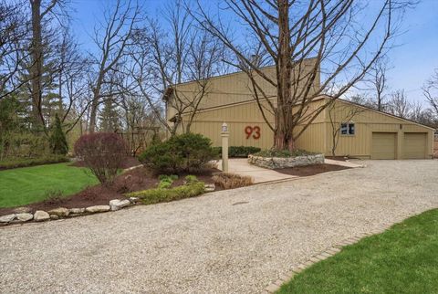 Photo of 93 Forest Ridge Court, Columbus, OH 43235 (MLS # 226007823)