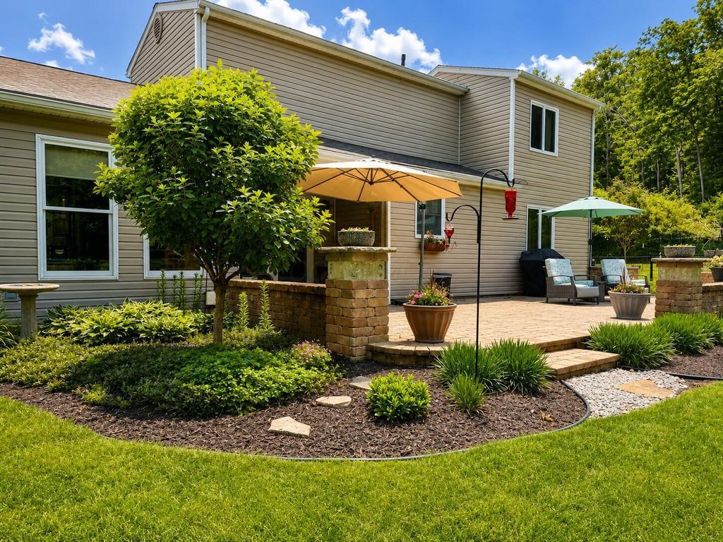 Photo of 2003 Lake Drive, Chillicothe, OH 45601 (MLS # 226019628)