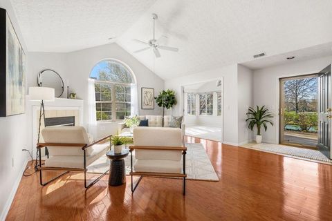 Photo of 4289 Bridgelane Place 31 #31, New Albany, OH 43054 (MLS # 226011231)