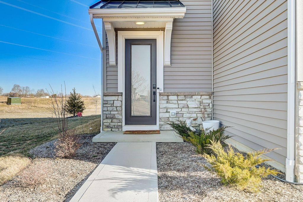 Photo of 3938 Legacy Road, Powell, OH 43065 (MLS # 226015596)