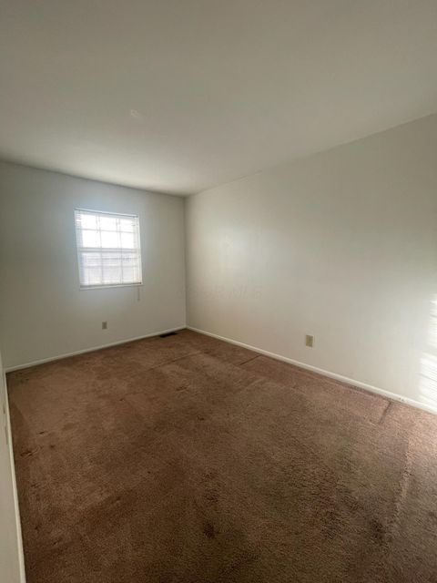 Tiny photo for 141 Beacon Run W 26E #26E, Columbus, OH 43228 (MLS # 225037588)