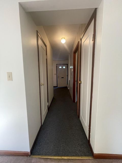 Tiny photo for 141 Beacon Run W 26E #26E, Columbus, OH 43228 (MLS # 225037588)