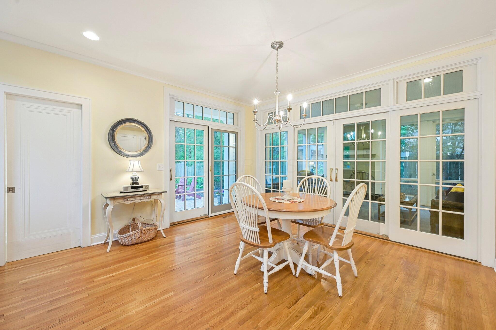 68 W Beaumont Road, Columbus, Ohio image 16