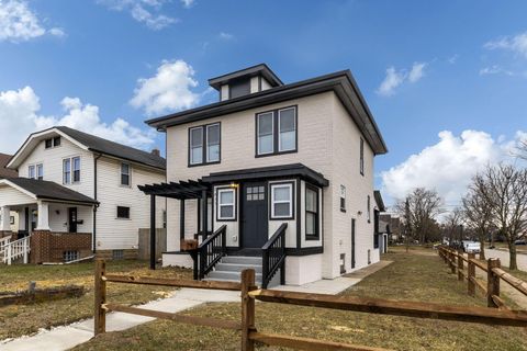 Photo of 2835 Sullivant Avenue, Columbus, OH 43204 (MLS # 226000980)