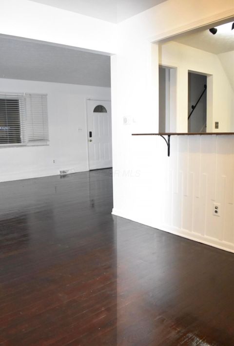 Tiny photo for 402 Citadel Street, Columbus, OH 43230 (MLS # 226000741)