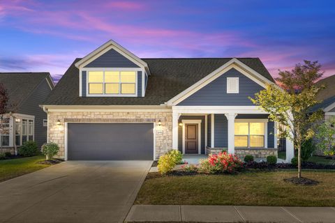 Photo of 496 Garden Gate Lane, Lewis Center, OH 43035 (MLS # 226007724)