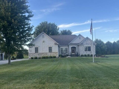 Photo of 3084 Bickel Church Road NW, Baltimore, OH 43105 (MLS # 226035376)