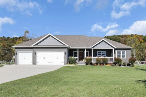 Photo of 714 Colby Way NE, Newark, OH 43055 (MLS # 225040550) Photo of 714 Colby Way NE, Newark, OH 43055 (MLS # 225040550)
