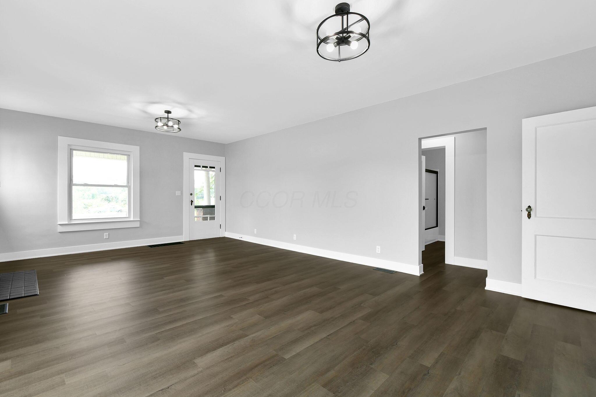 18452 Main Road