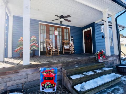 Tiny photo for 1958 Newark Road, Zanesville, OH 43701 (MLS # 225044927)